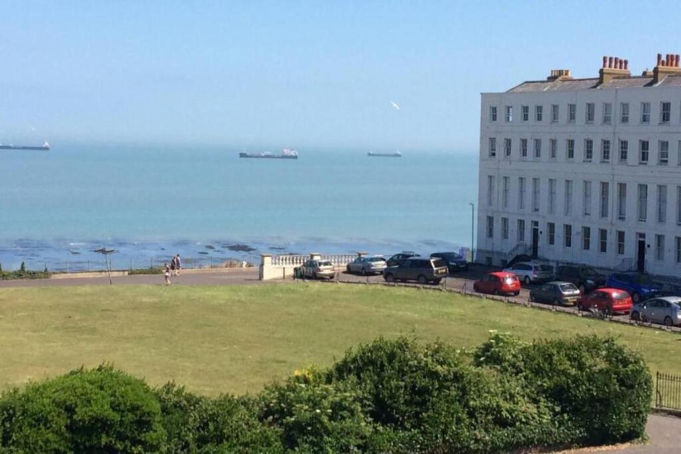 Captain'S Quarters - Stunning Sea Views Apartment มาร์เกท ภายนอก รูปภาพ